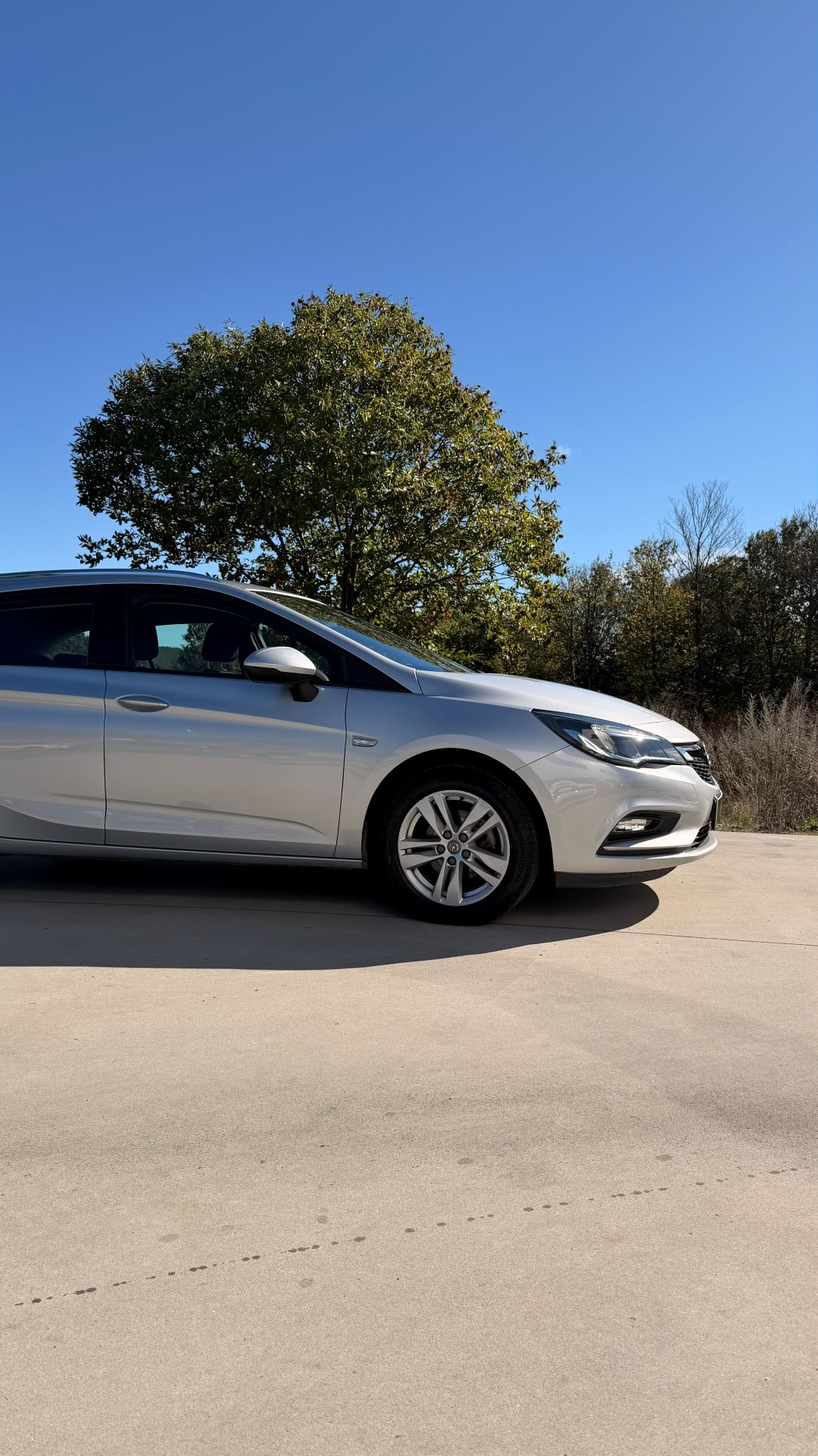 Opel Astra Version: 1.6 CDTi DPF Edition - Image 2