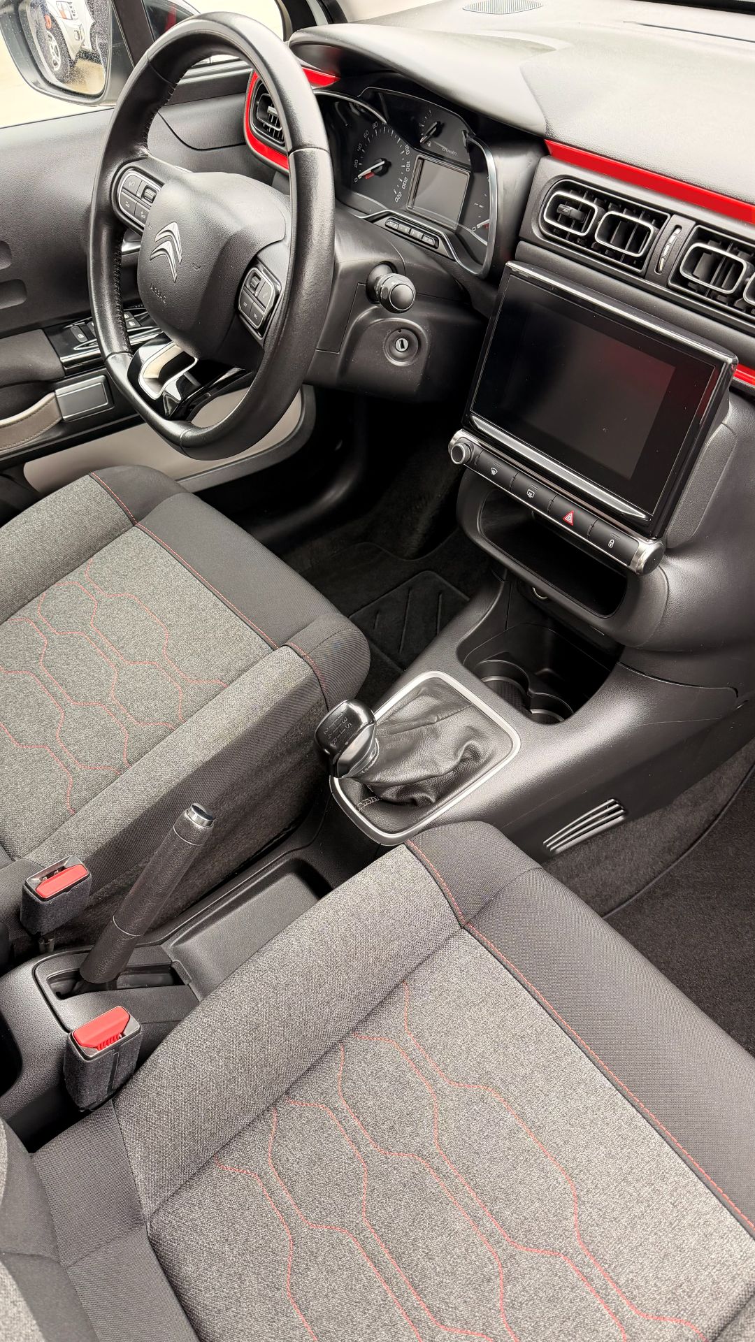 Citroen C3 PureTech Glänzend – Bild 22