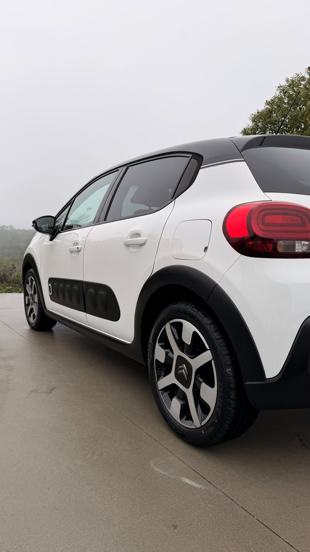 Citroen C3 PureTech Glänzend – Bild 8